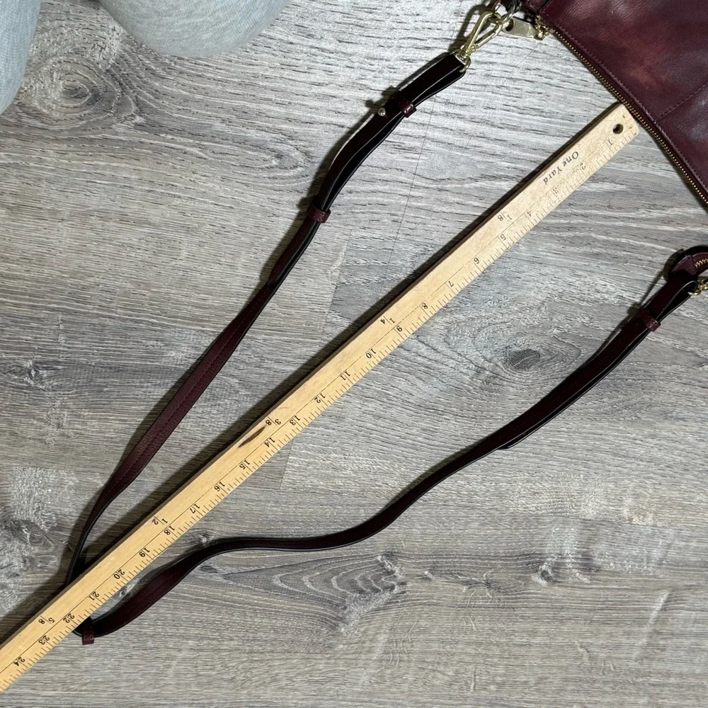 Radley London Crossbody Burgundy Leather Crossbody - Picture 11 of 13